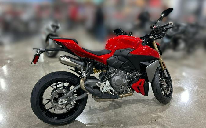 2026 Ducati STREETFIGHTER V2 896