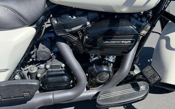 2018 Harley-Davidson Street Glide FLHXS Special