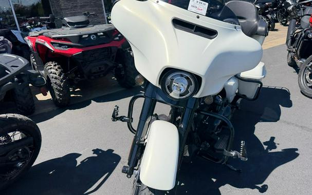 2018 Harley-Davidson Street Glide FLHXS Special