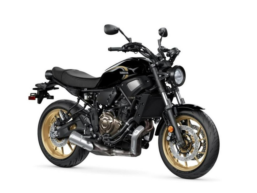 2022 Yamaha XSR 700