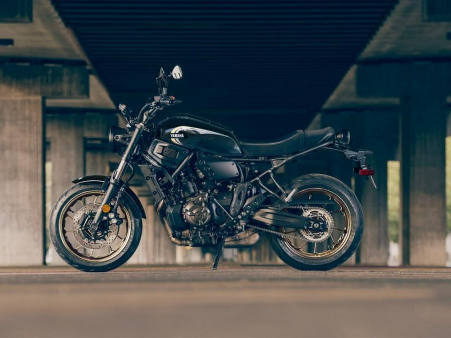 2022 Yamaha XSR 700