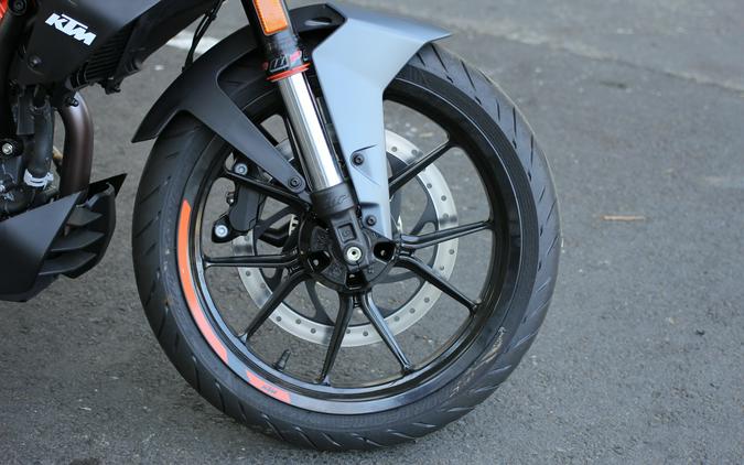 2023 KTM 390 Duke