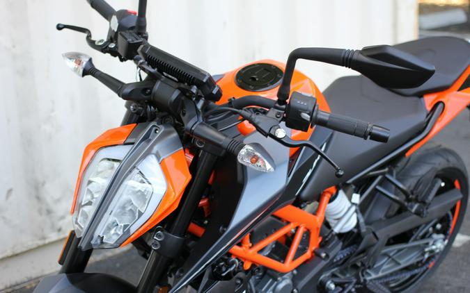 2023 KTM 390 Duke