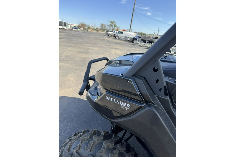 2025 DEFENDER MAX XT 62 HD9 - Can-Am