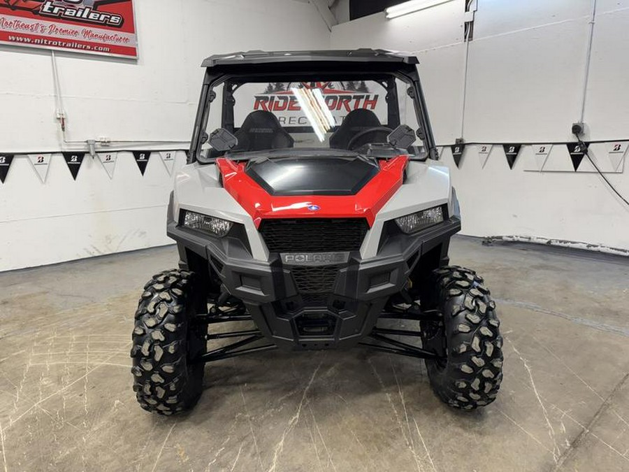 2025 Polaris® General 1000 Sport