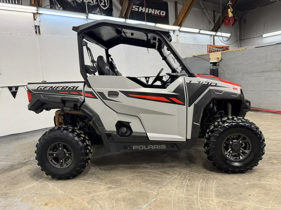 2025 Polaris® General 1000 Sport
