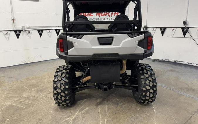 2025 Polaris® General 1000 Sport