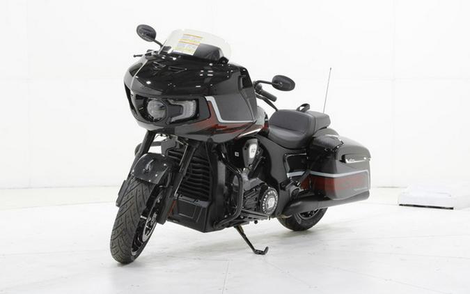 2026 Indian Challenger Dark Horse Signature Series Abyss Metallic / Red Allert