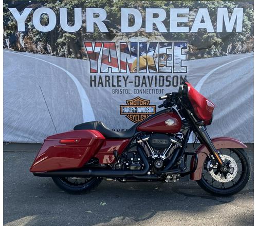 2021 Harley-Davidson Street Glide Special Review: Performance and Style