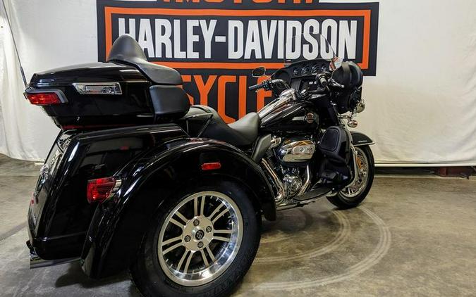 2024 Harley-Davidson® FLHTCUTG - Tri Glide® Ultra