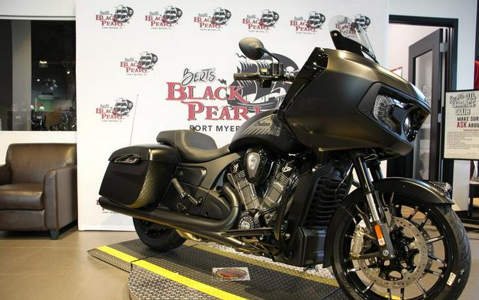 2026 Indian Motorcycle® CHALLENGER DH BLK SMOKE