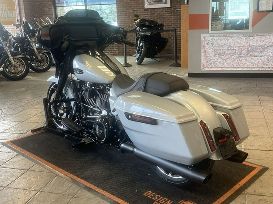 2024 Harley-Davidson FLHX - Street Glide