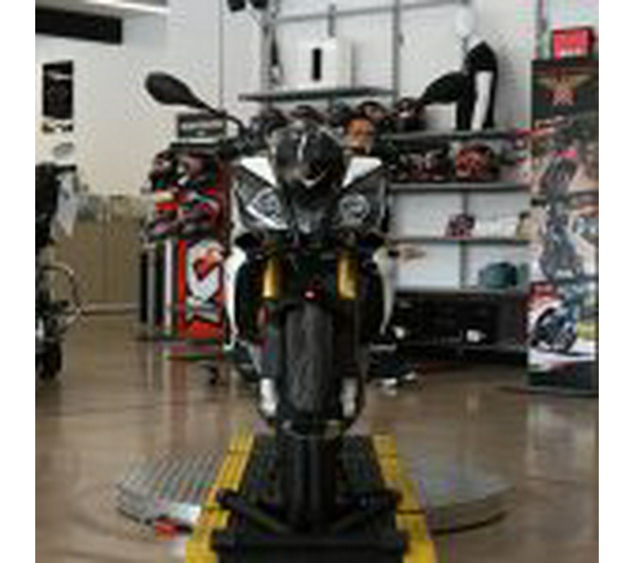 2015 Aprilia Tuono V4 R APRC