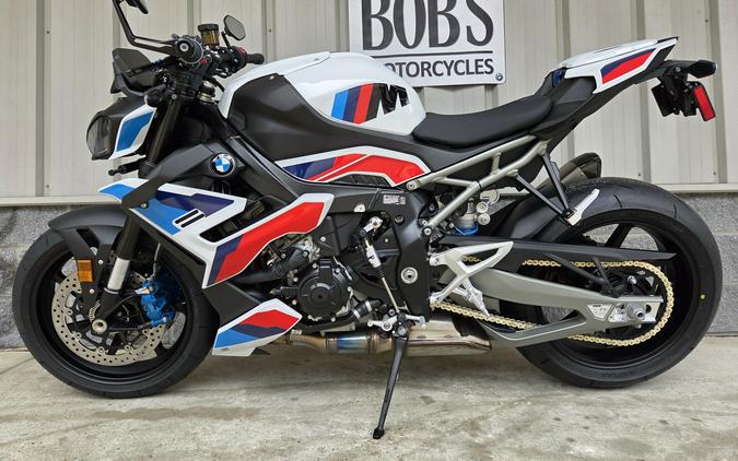 2026 BMW M 1000 R