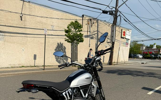 2024 Ducati Scrambler Icon