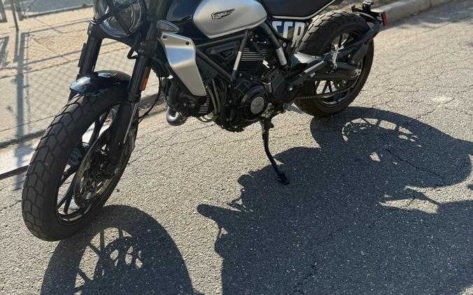 2024 Ducati Scrambler Icon