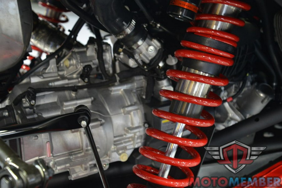 2025 Can-Am Maverick R MAX X rs With SMART-SHOX