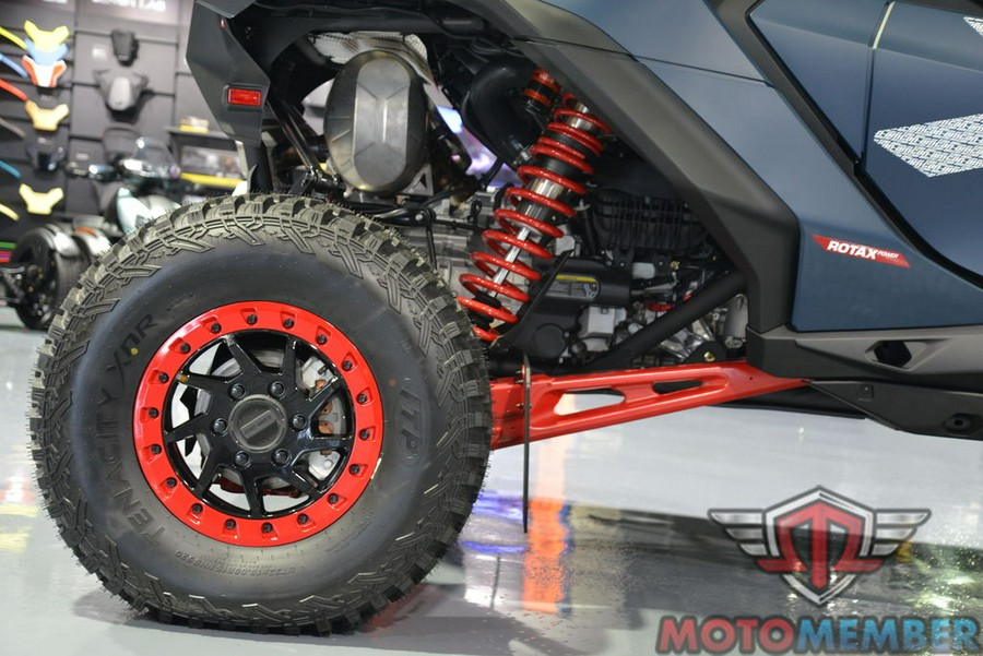 2025 Can-Am Maverick R MAX X rs With SMART-SHOX