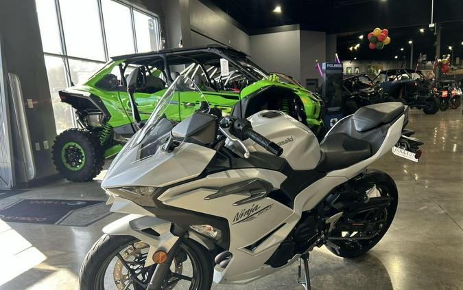 2025 Kawasaki NINJA 500