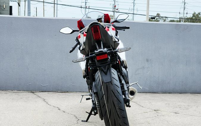 2026 Yamaha YZF-R7