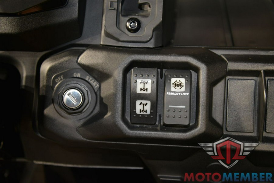 2025 Can-Am Defender DPS HD9