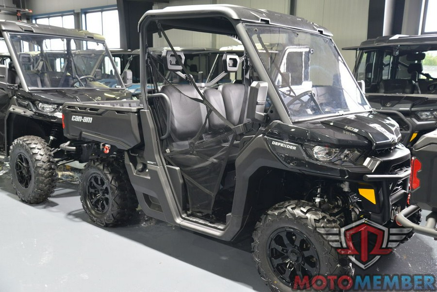 2025 Can-Am Defender DPS HD9
