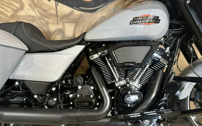 FLHX 2024 Street Glide®