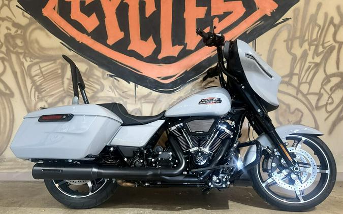 FLHX 2024 Street Glide®