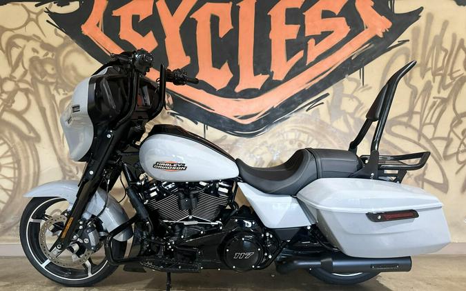 FLHX 2024 Street Glide®