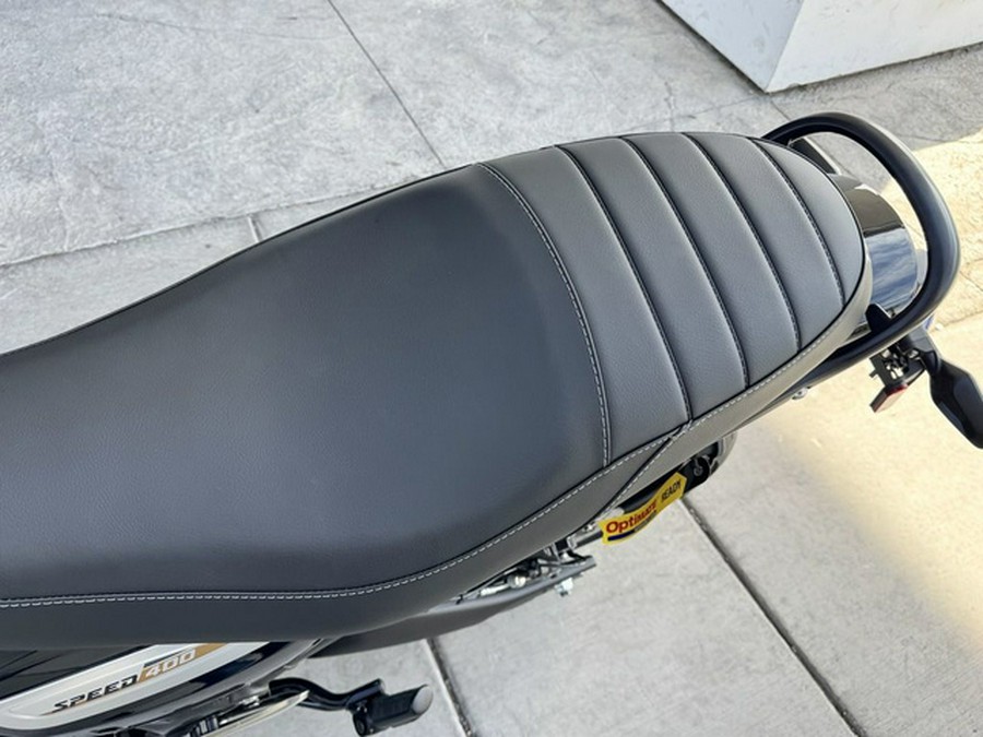 2026 Triumph Speed 400 Pearl Metallic WhitePhantom Black