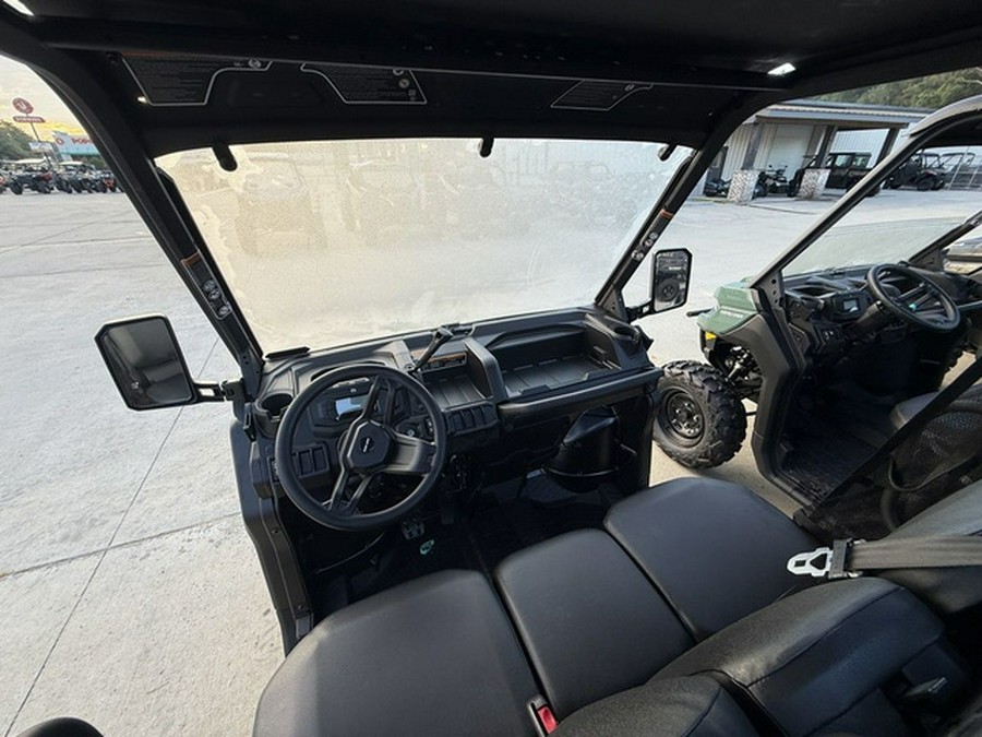 2026 Can-Am Defender HD7