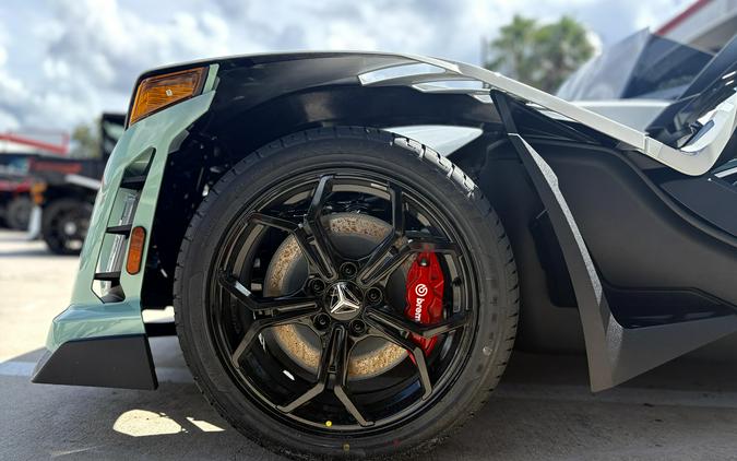 2026 Slingshot R AUTODRIVE