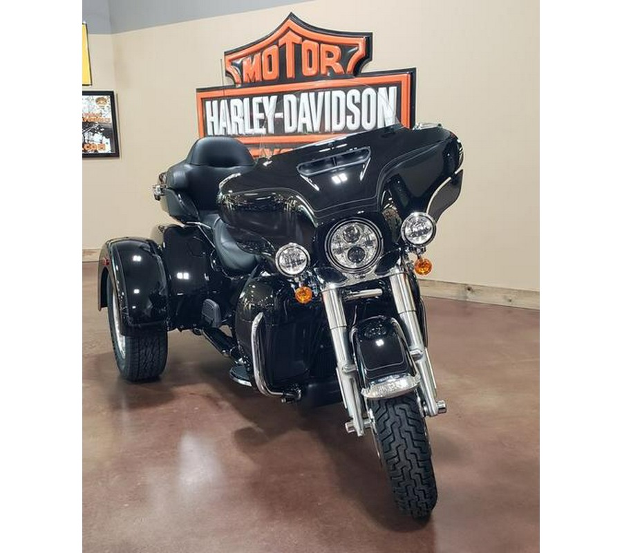 2023 Harley-Davidson® FLHTCUTG - Tri Glide® Ultra