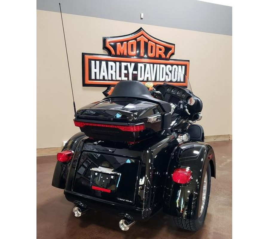 2023 Harley-Davidson® FLHTCUTG - Tri Glide® Ultra