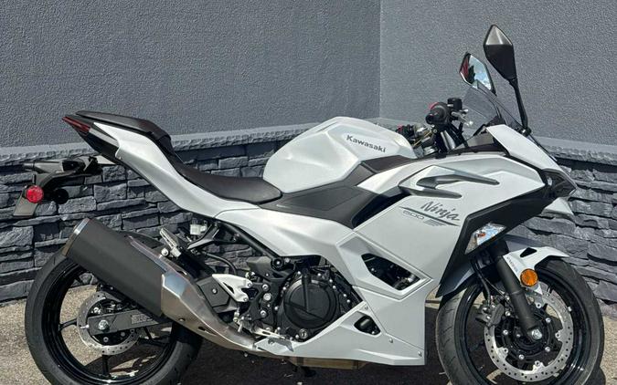 2024 Kawasaki Ninja 500 Review [14 Fast Facts]