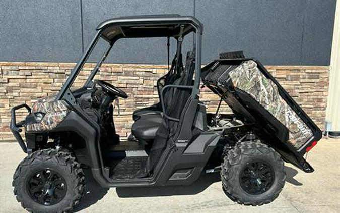 2024 Can-Am Defender XT HD9