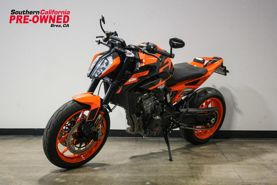 2022 KTM 890 Duke GP