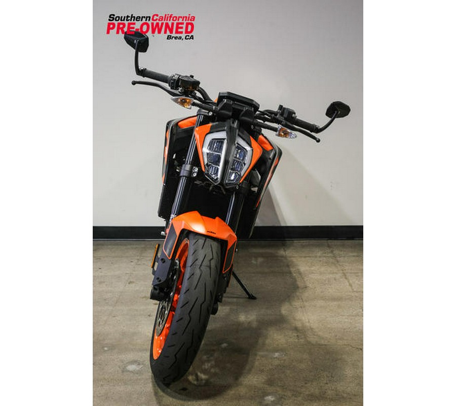 2022 KTM 890 Duke GP