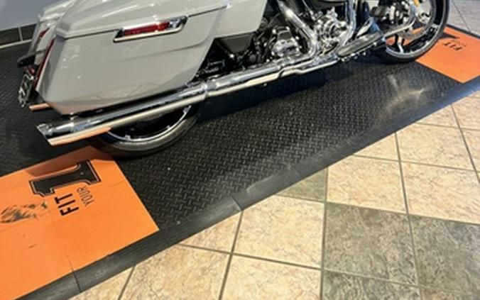 2026 Harley-Davidson FLHX - Street Glide