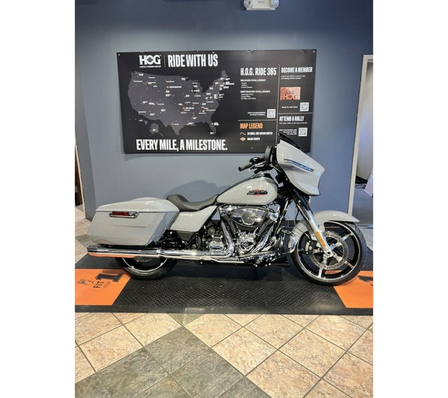 2026 Harley-Davidson FLHX - Street Glide