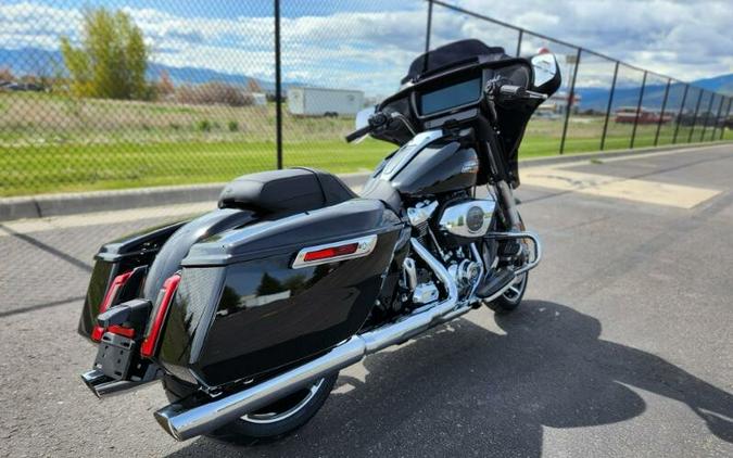 2024 Harley-Davidson Street Glide® Vivid Black