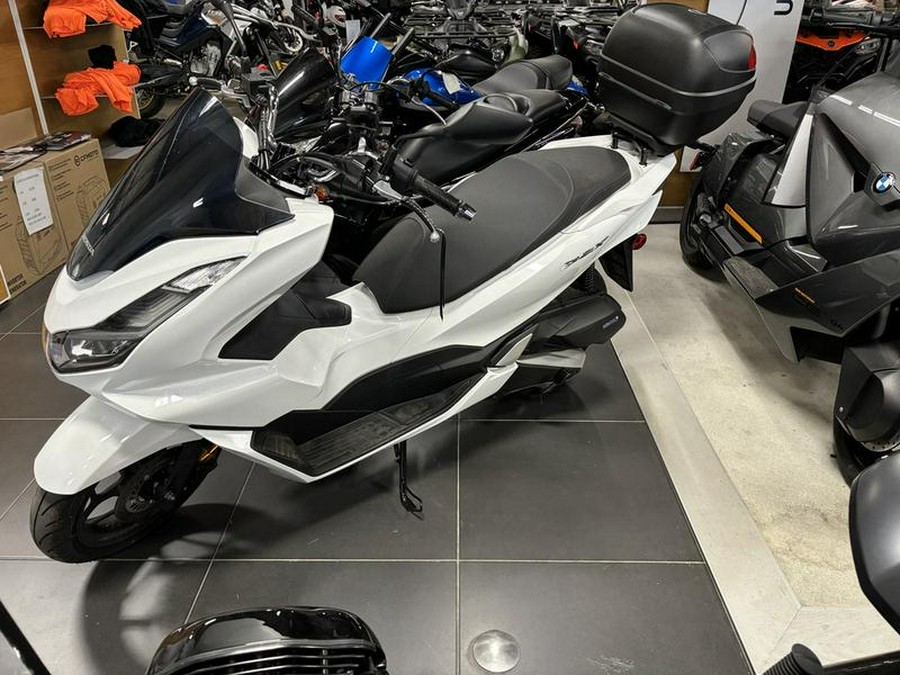 2022 Honda® PCX