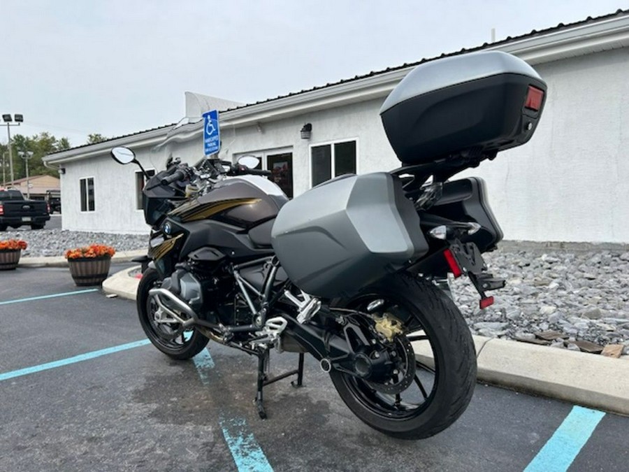 2020 BMW R 1250 RS 719 Sparkling Bronze Metallic