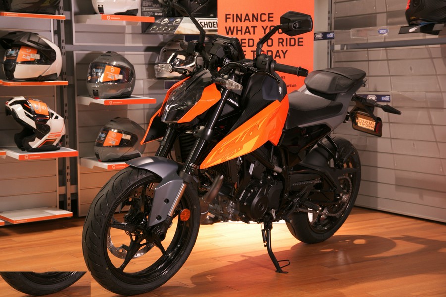 2024 KTM 250 DUKE