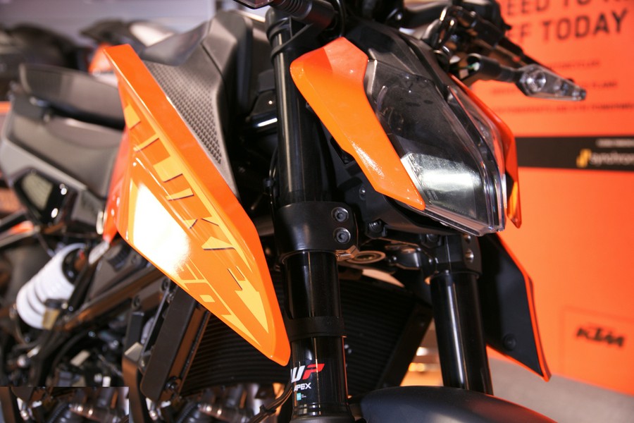 2024 KTM 250 DUKE