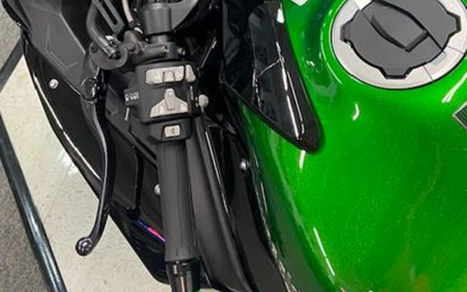 2023 Kawasaki Ninja H2® SX SE