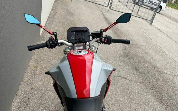 2020 BMW F 900 R Hockenheim Silver Metallic / Racing Red