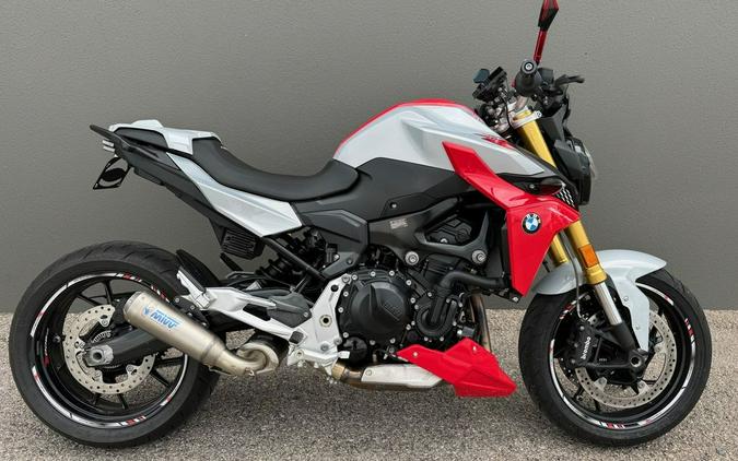 2020 BMW F 900 R Hockenheim Silver Metallic / Racing Red