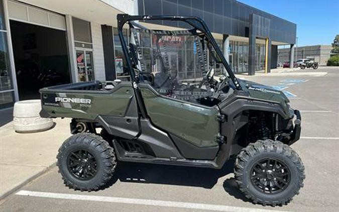 2024 Honda Pioneer 1000 Deluxe