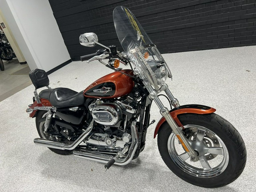 2011 Harley-Davidson Sportster XL1200C - 1200 Custom